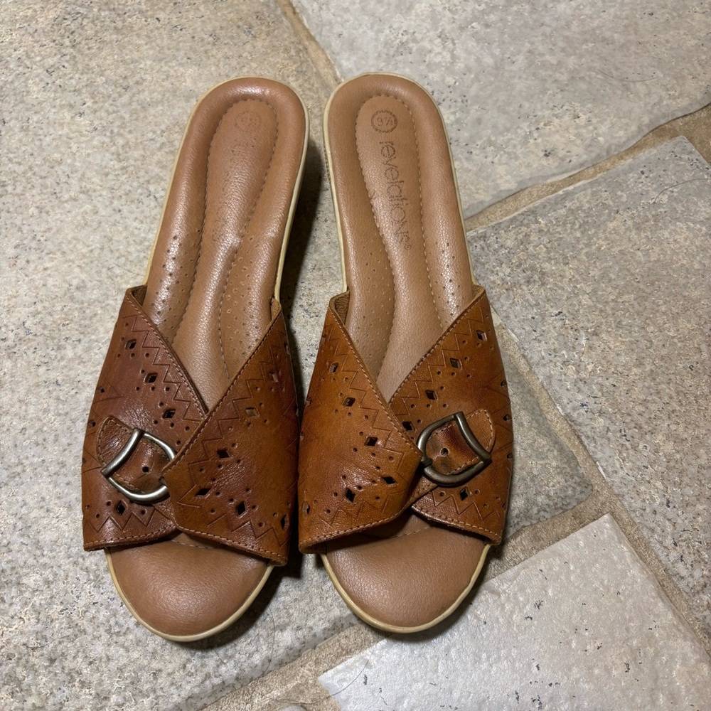Revelations Brown Leather Women's Slide Sandals Size 9.5